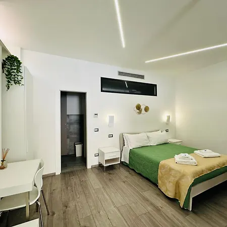 San Saba Street 52 Apartament