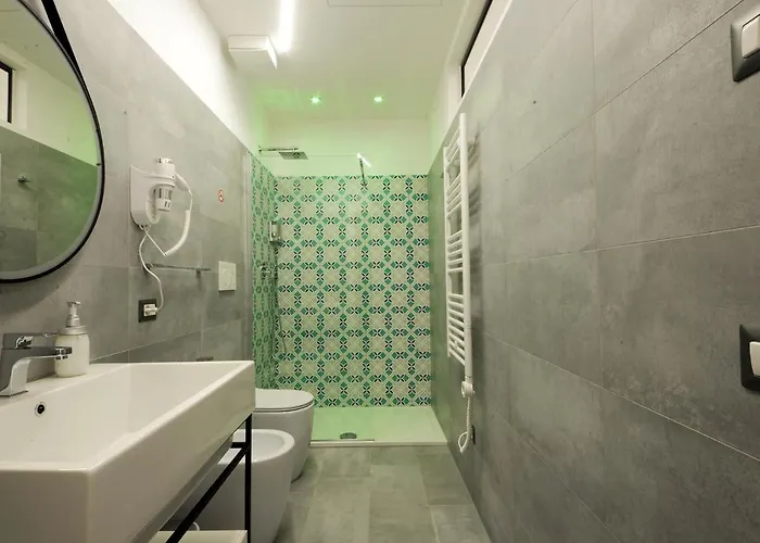 San Saba Street 52 * Rom