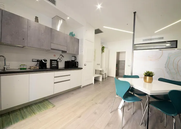 Apartment San Saba Street 52